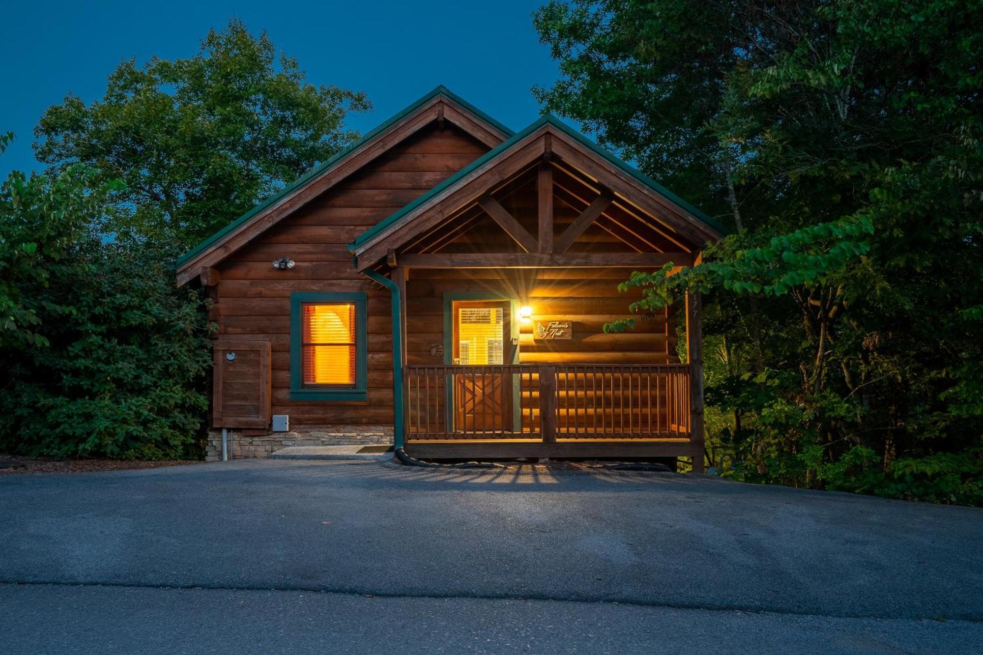 Cozy Log Cabin!! In Heart Of Pf & Close To The Smokies Pigeon Forge Exteriör bild