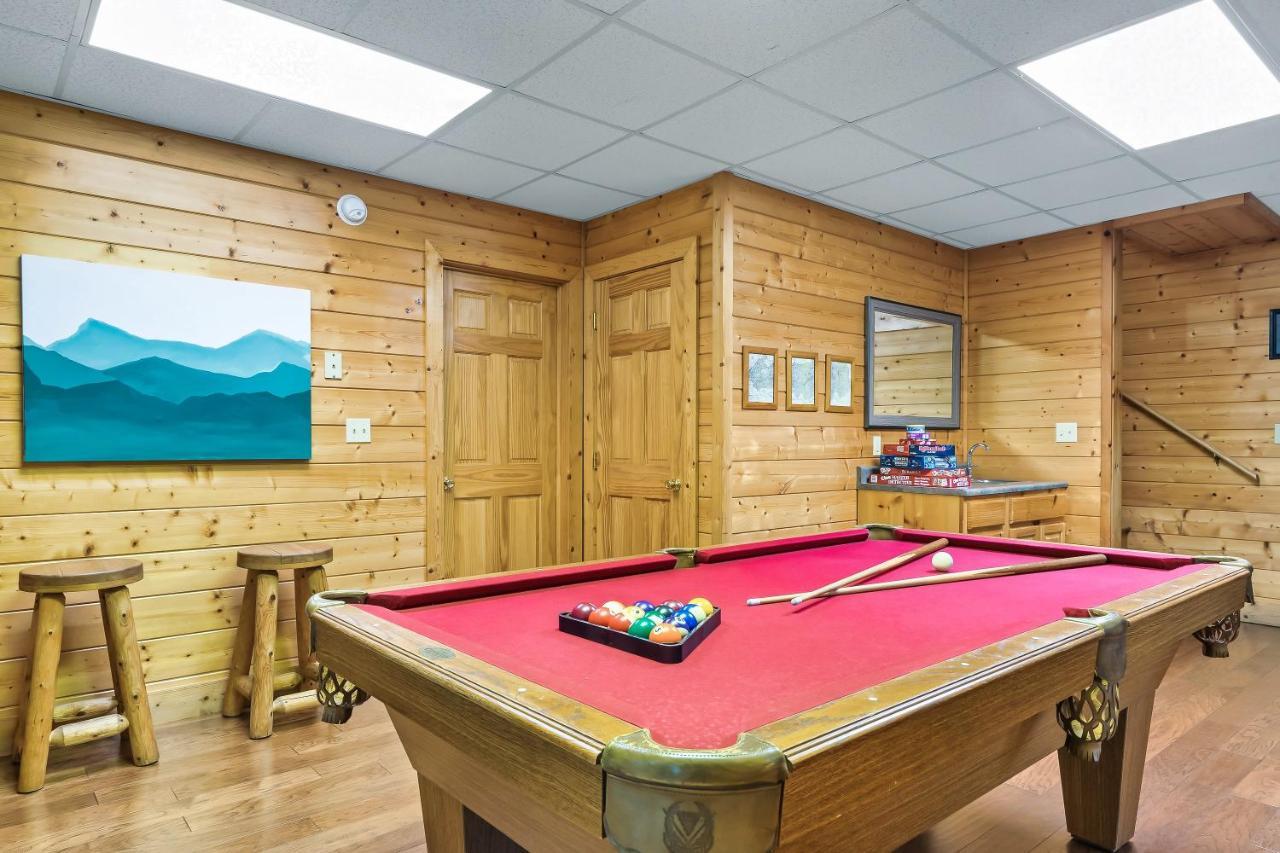 Cozy Log Cabin!! In Heart Of Pf & Close To The Smokies Pigeon Forge Exteriör bild