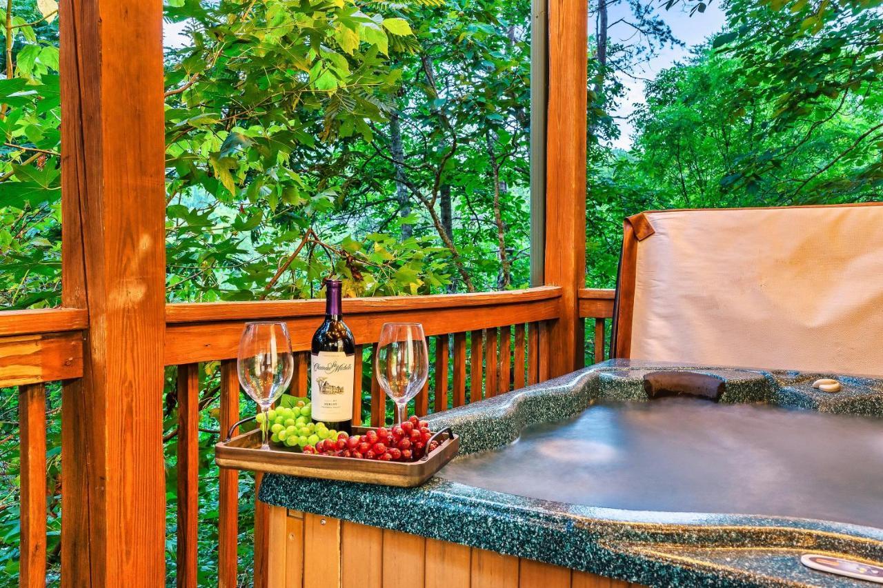 Cozy Log Cabin!! In Heart Of Pf & Close To The Smokies Pigeon Forge Exteriör bild