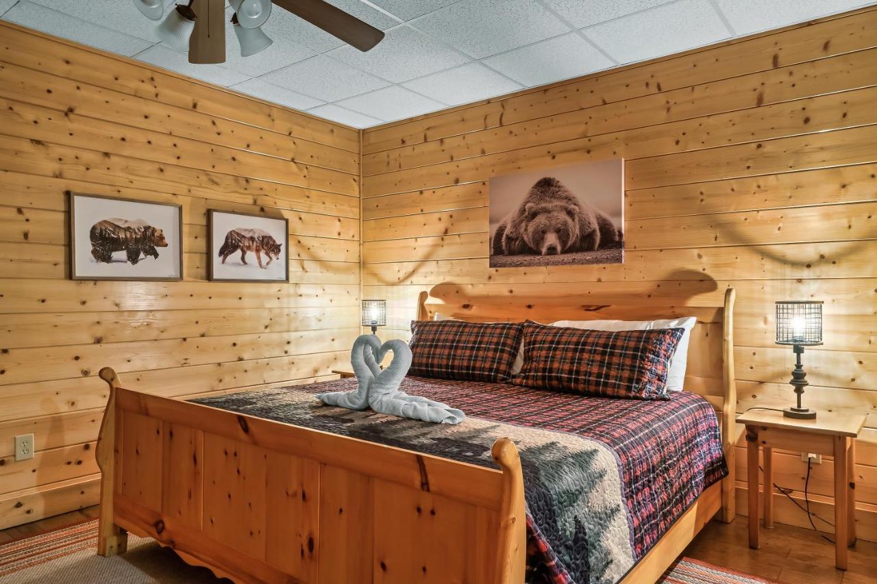 Cozy Log Cabin!! In Heart Of Pf & Close To The Smokies Pigeon Forge Exteriör bild