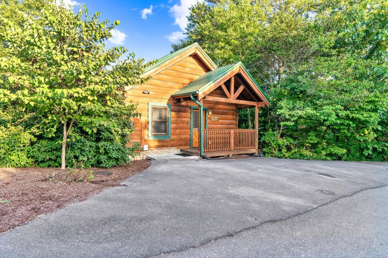 Cozy Log Cabin!! In Heart Of Pf & Close To The Smokies Pigeon Forge Exteriör bild